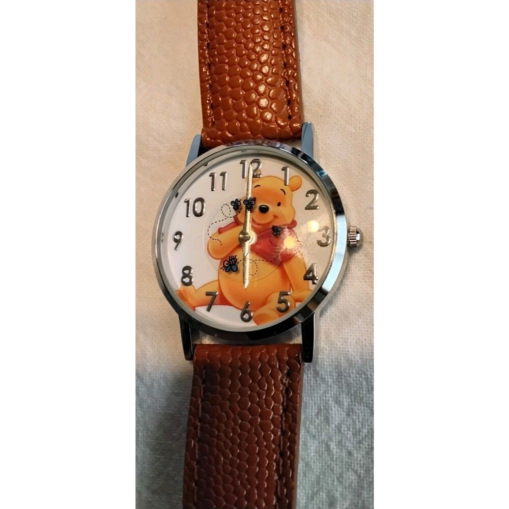 Vintage 1990s Disney Winnie the Pooh Gold Tone Watch MZB WTP-102 Japan New
